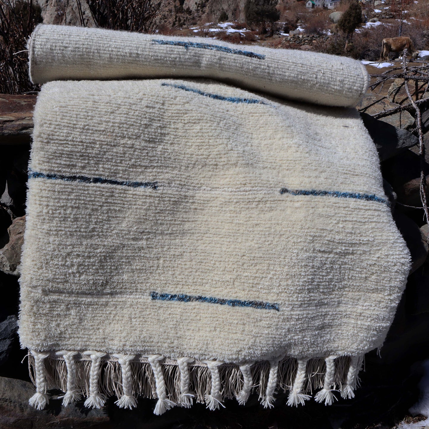 Stagger Turquoise Tsug Den Carpet