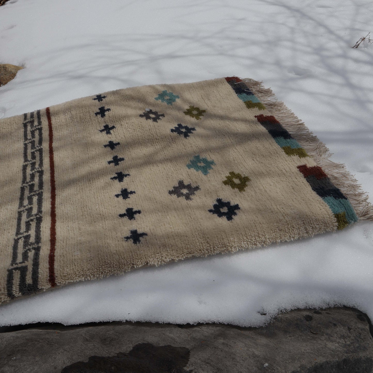 Endless Knot Diamond Tsug Den Carpet