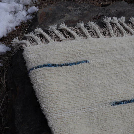 Stagger Turquoise Tsug Den Carpet