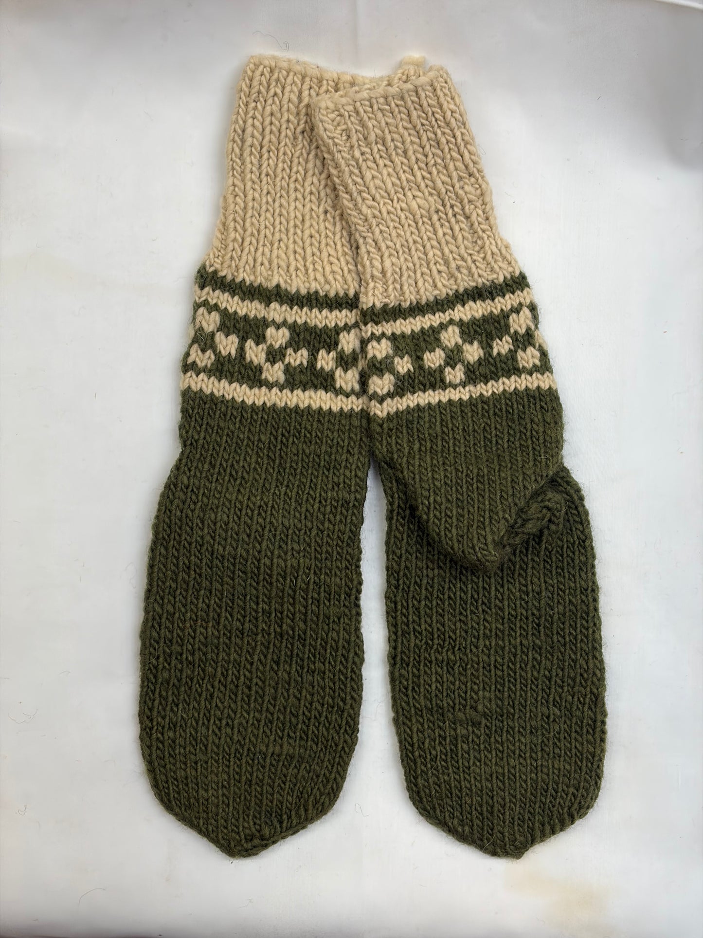 Motif detail wool socks