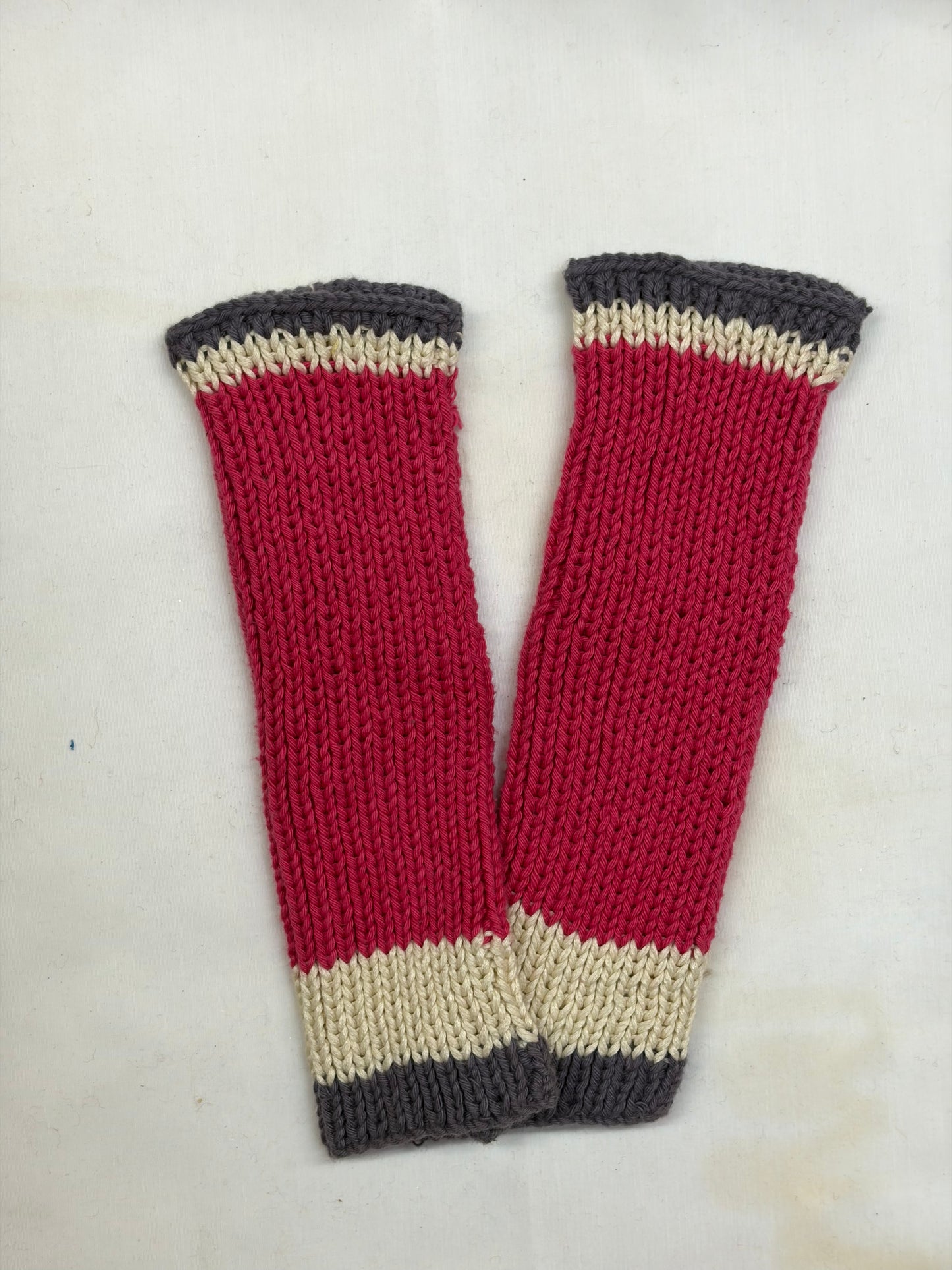 Solid Contrast Gloves