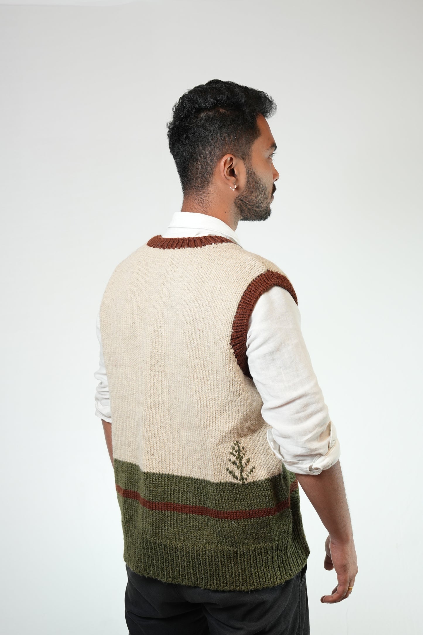 Darcha Vest - Pine - Olive