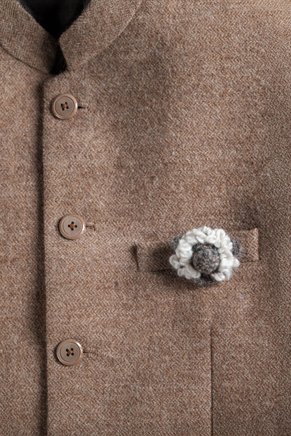 Bhedu Head Brooch in Charcoal Grey