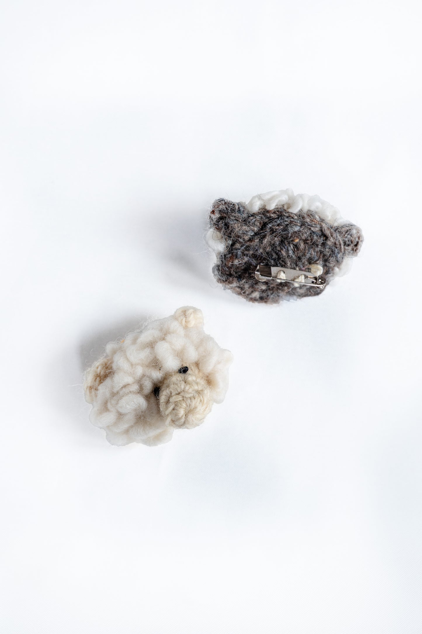 Bhedu Head Brooch in Natural