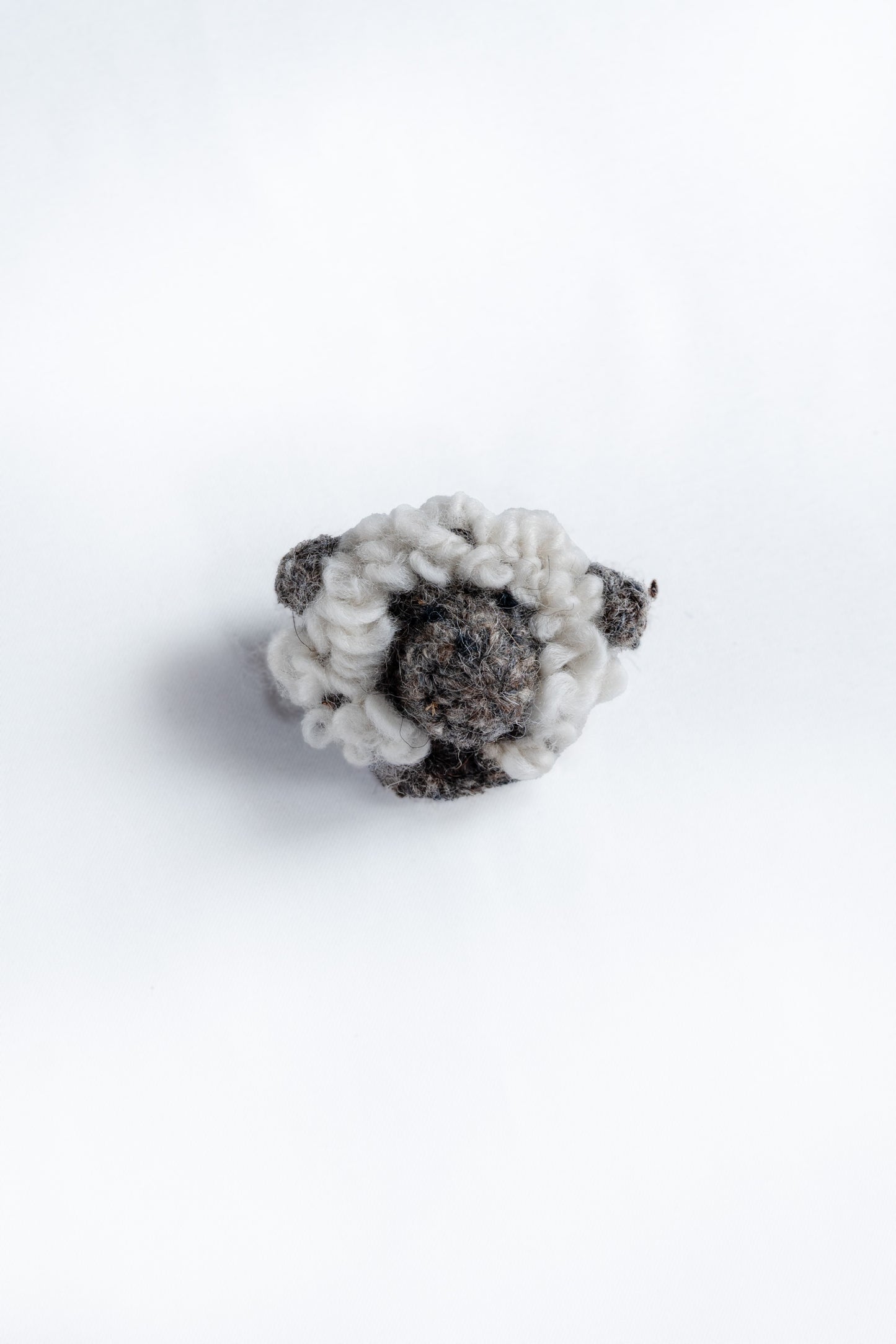 Brooch Sheep Head in Black
