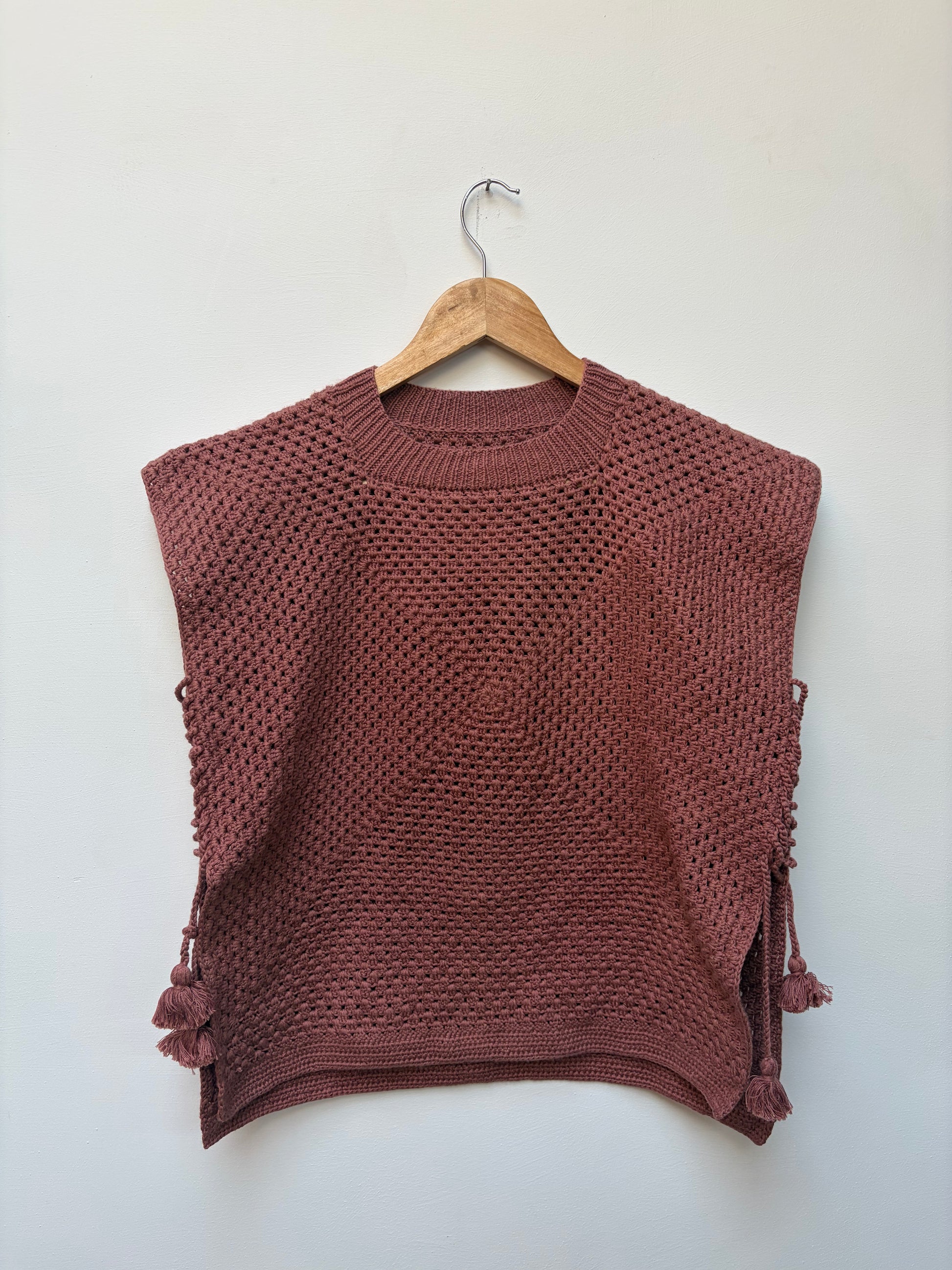 Crochet knit cotton top – handloom winter top in rust brown front view 