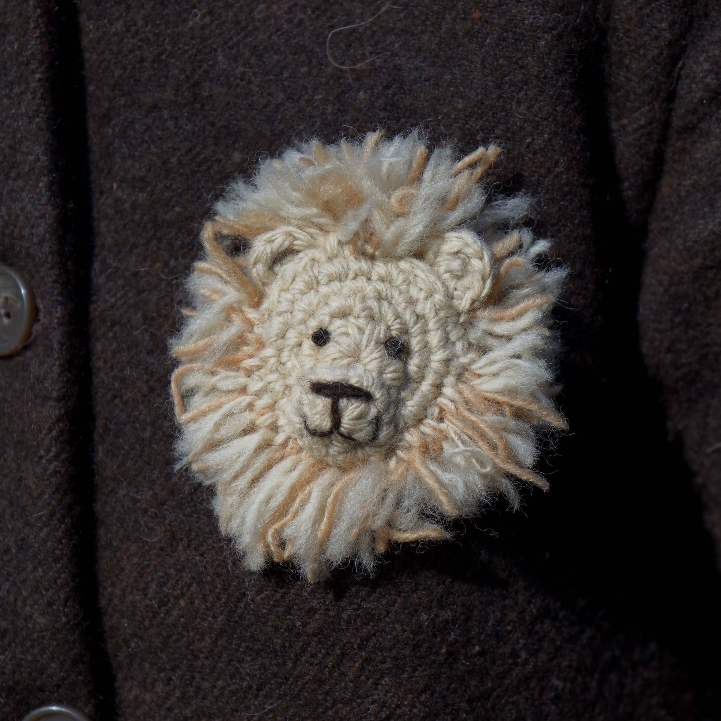 Shera Lion Head Brooch