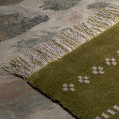 Olive Dot Tsug Den Carpet