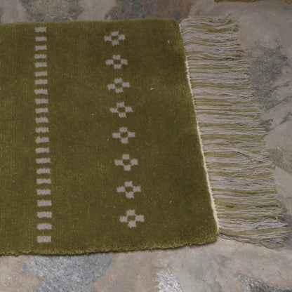 Olive Dot Tsug Den Carpet