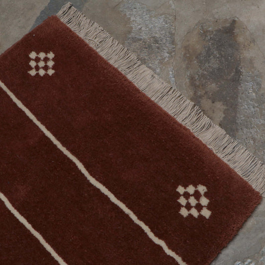 Red Earth Corner Motif Stripe - Tsug-den Carpet