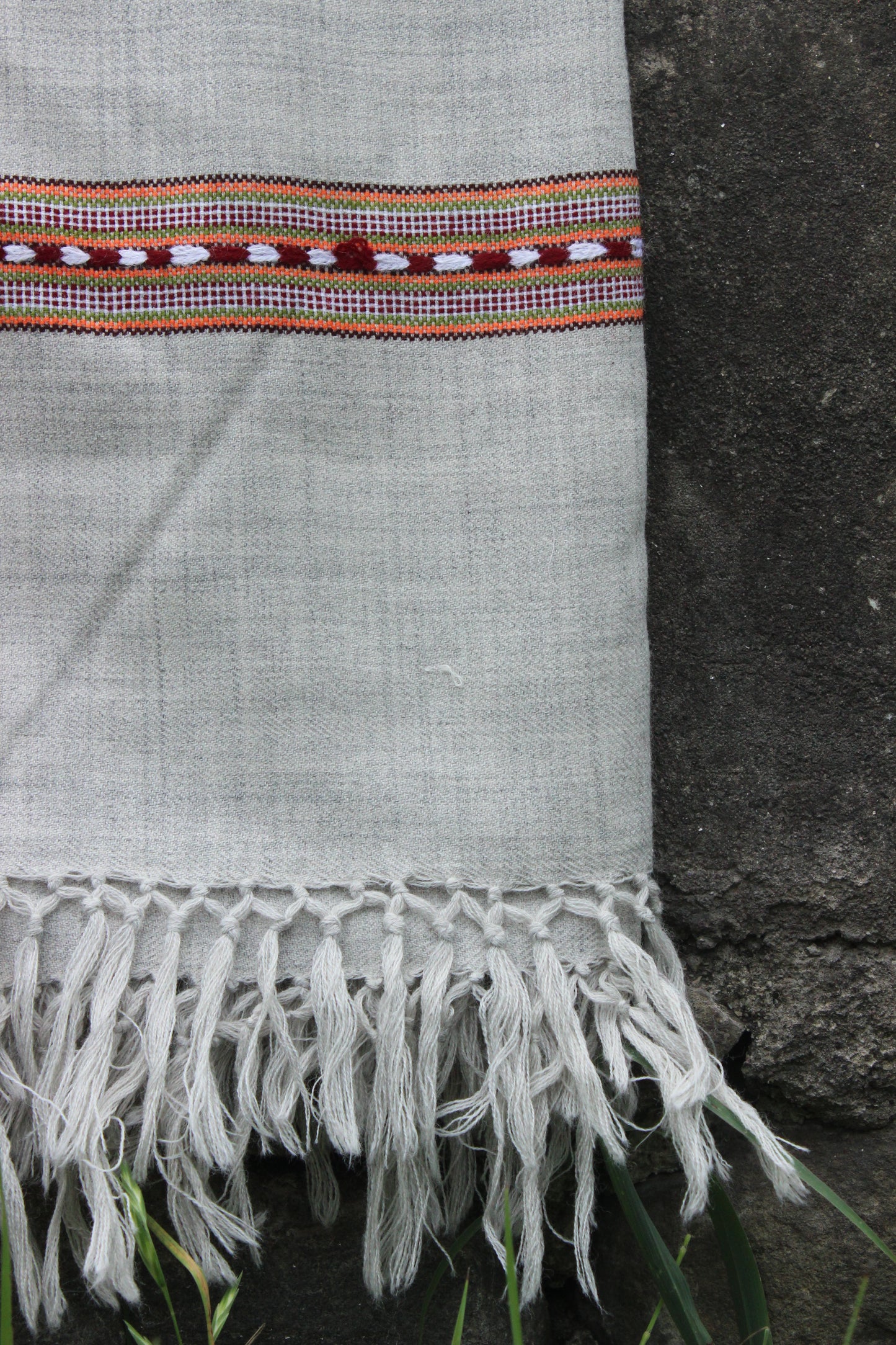 Kullu Valley Breeze Handwoven Shawl