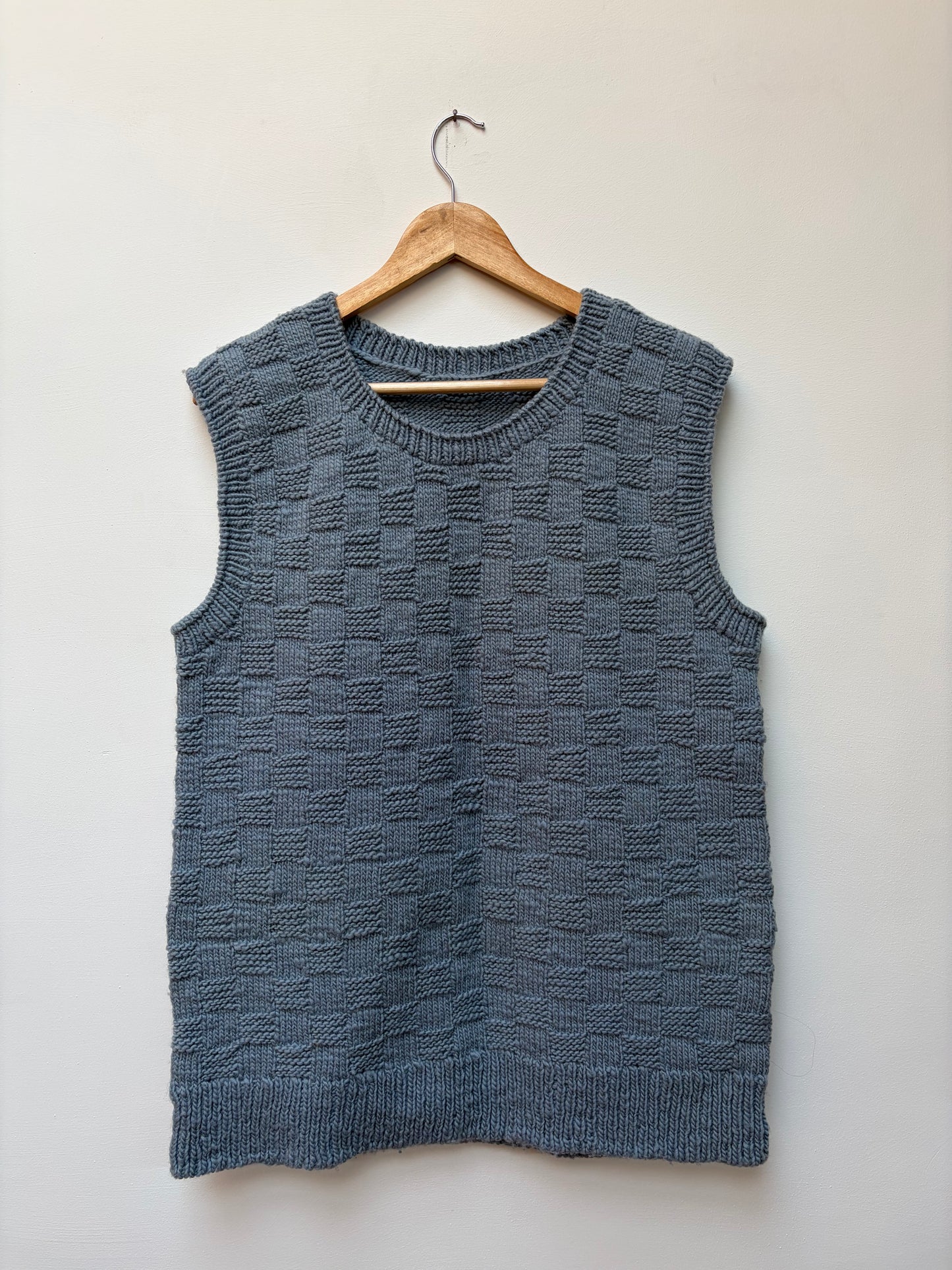 Textured knit vest